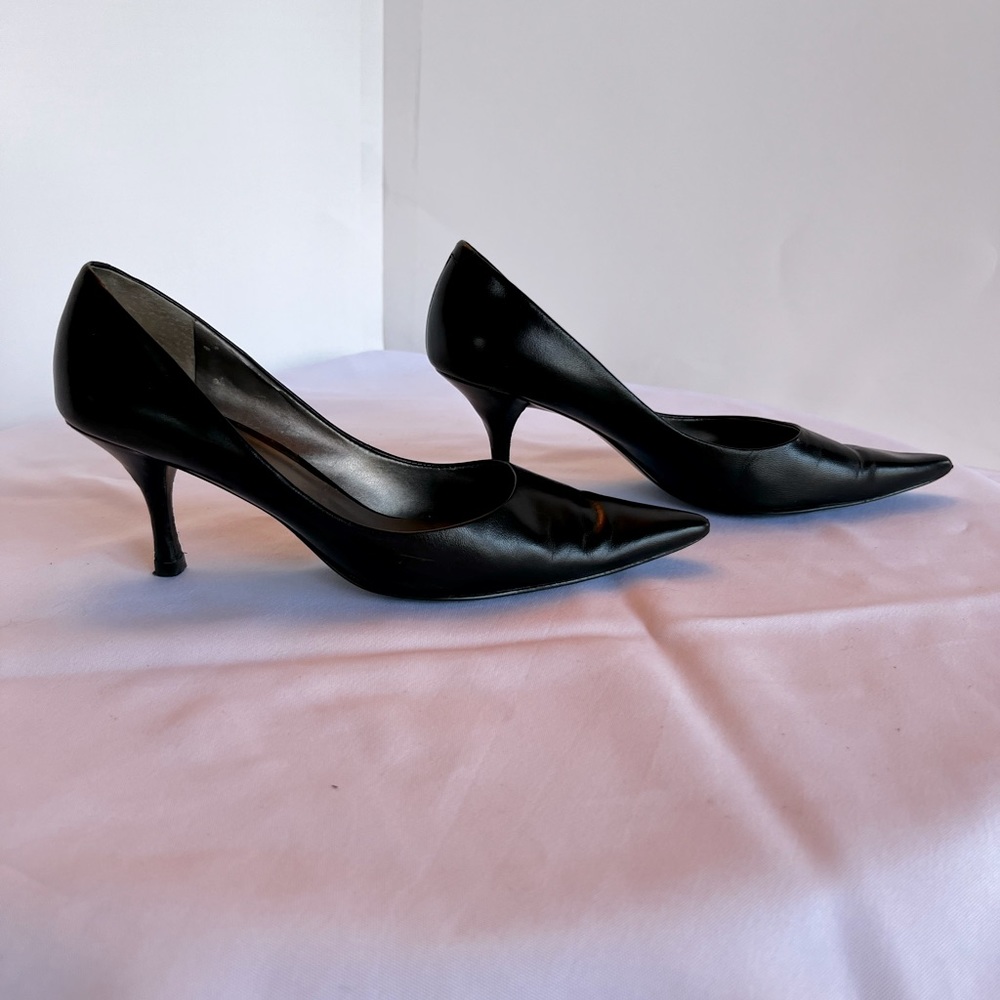 Nine West black pump heels